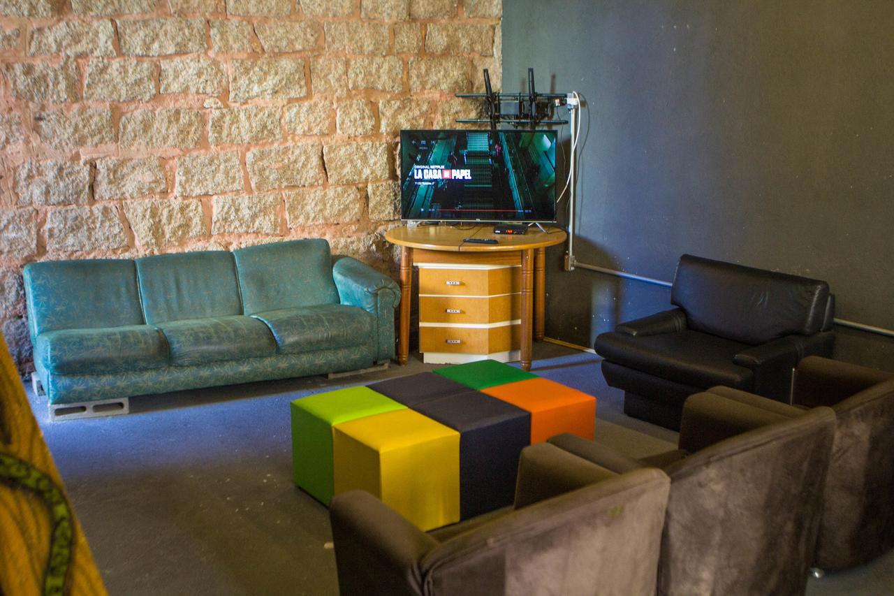 Eco Box Hostel Florianopolis Exterior photo